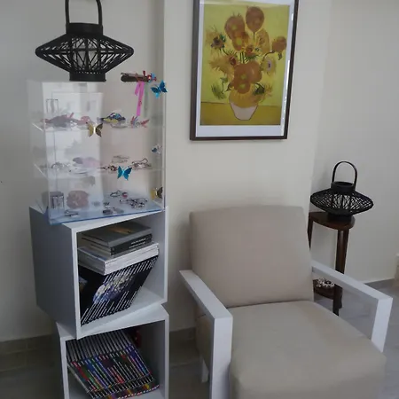 بيت ضيافة Helianthus أمولياني